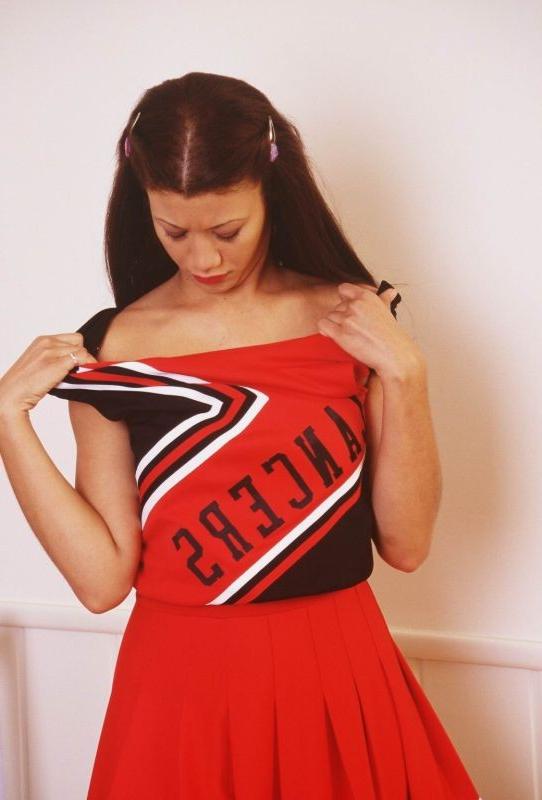 17P Sexy Mom Dressed As Cheerleader Spreading Pink
