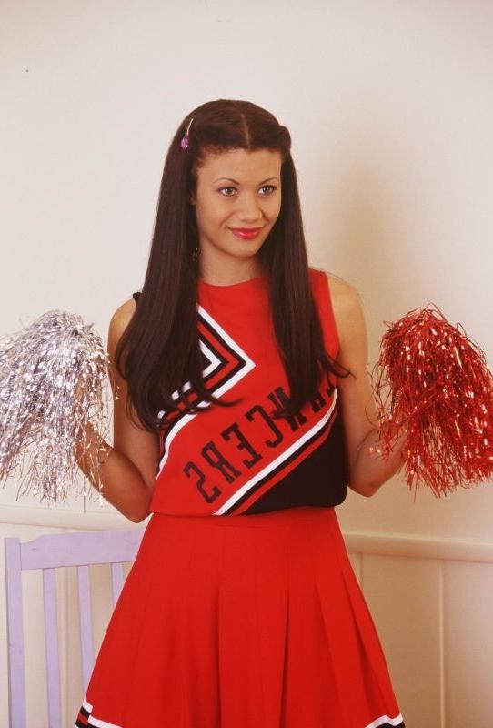 17P Sexy Mom Dressed As Cheerleader Spreading Pink