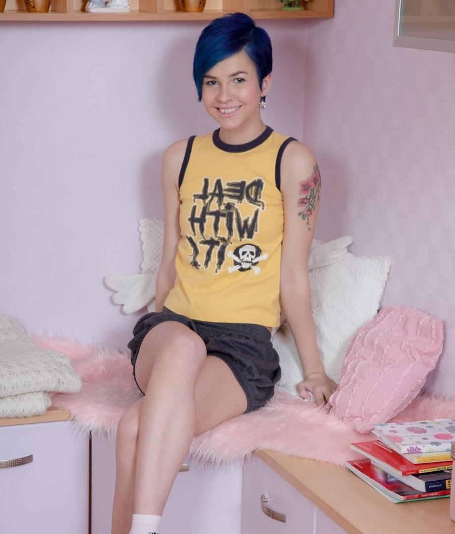 15P blue haired teen extravaganza takes a good pussy fuck and a facial