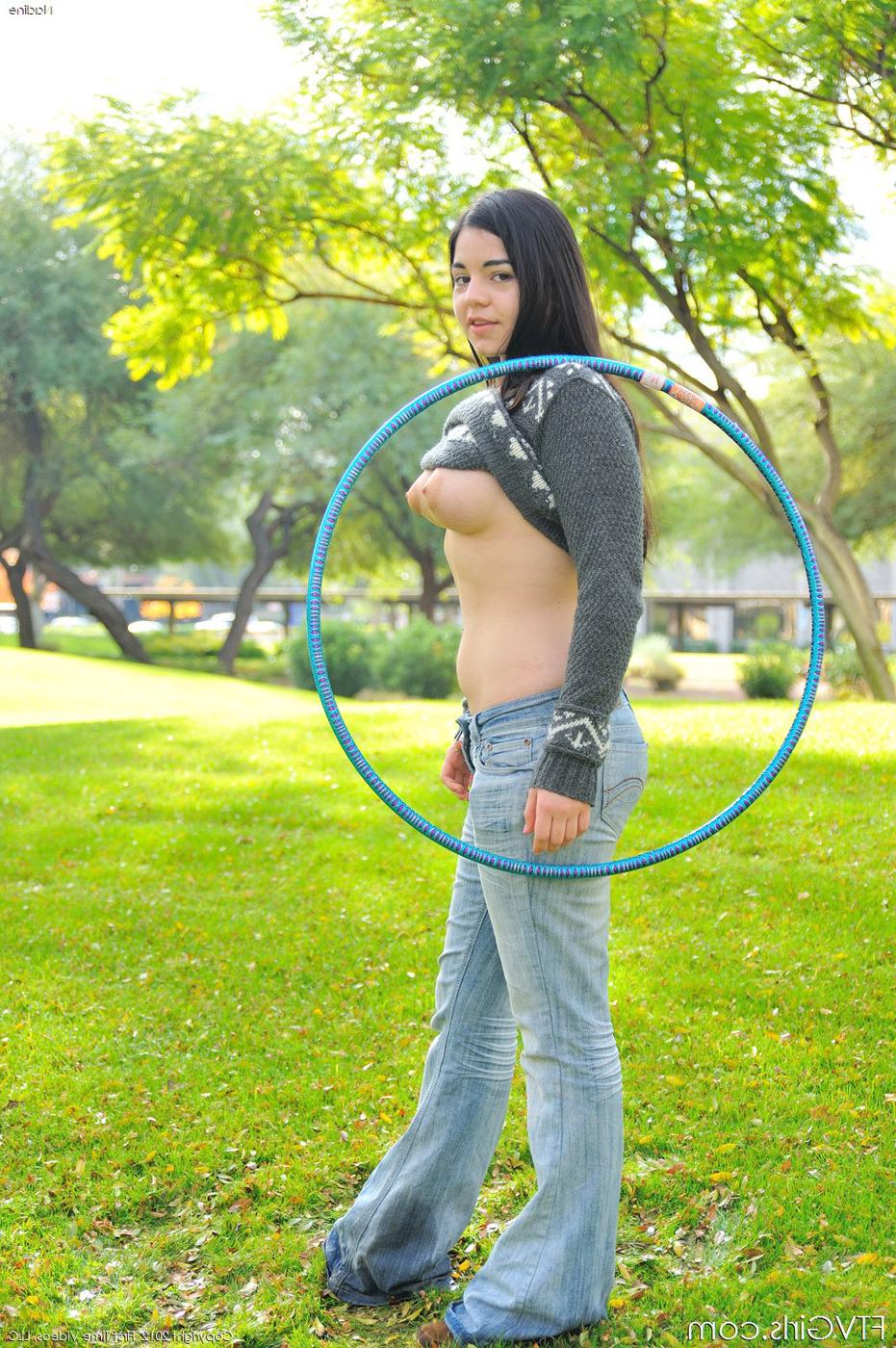 16P Nadine hula hoops naked outside