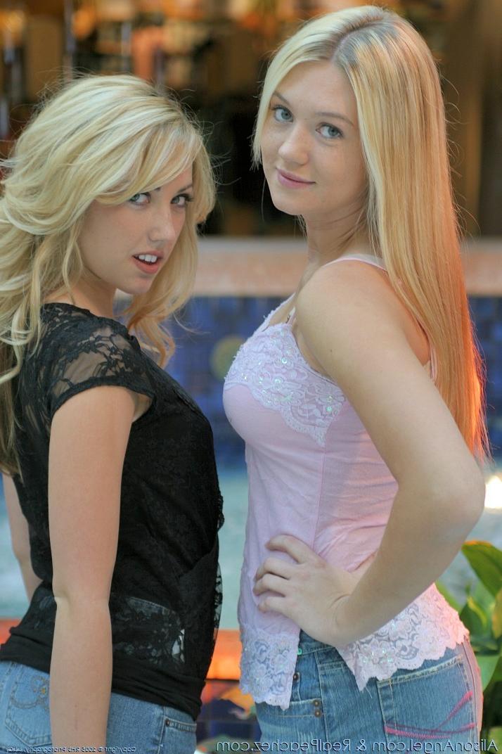 16P Heavenly Gorgeous Blonde Alison Angel Naked