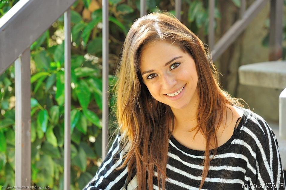 15P Sara is sexy in stripes
