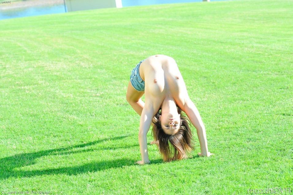 15P Stacey Tiny Gymnast