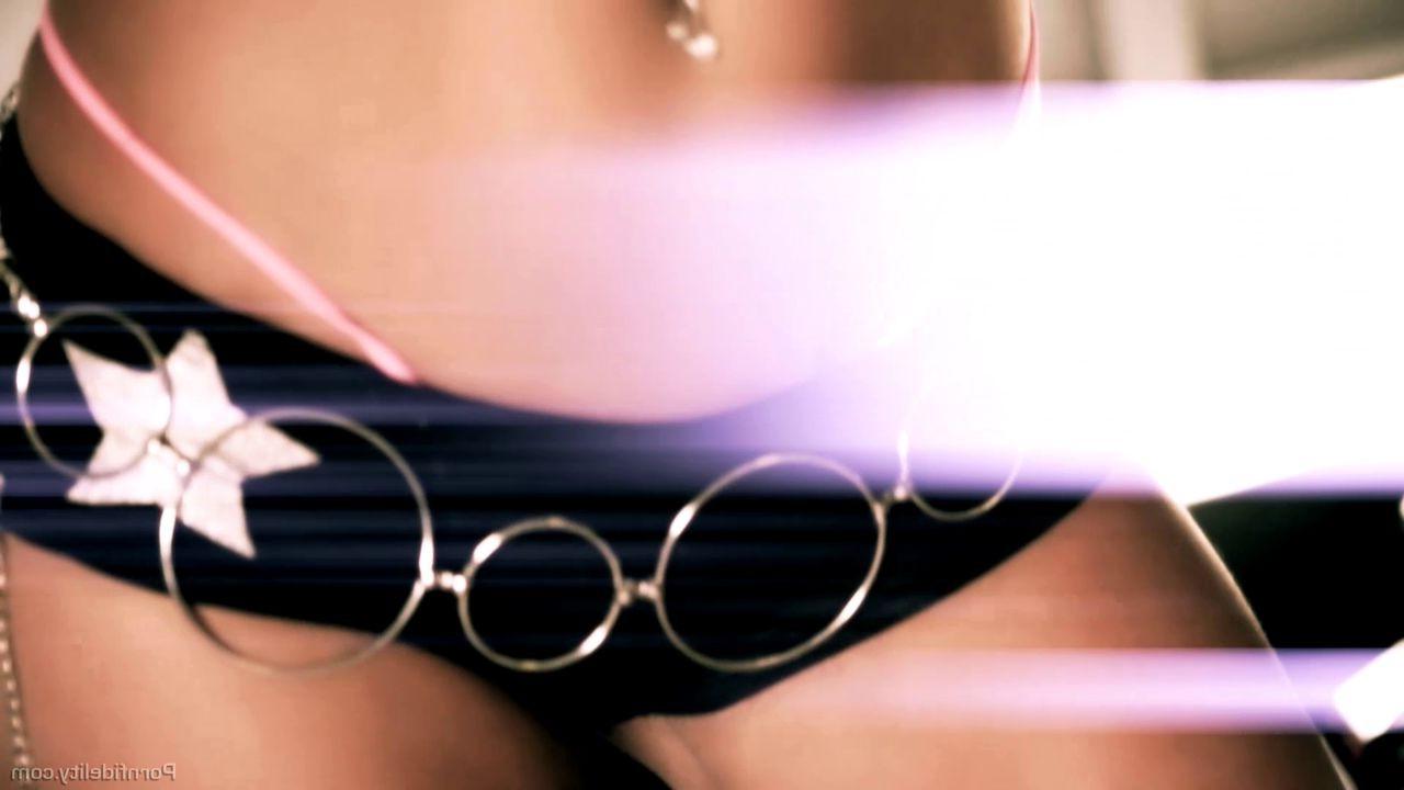 16P Gorgeous Holly Taylor banged in her sexy thong