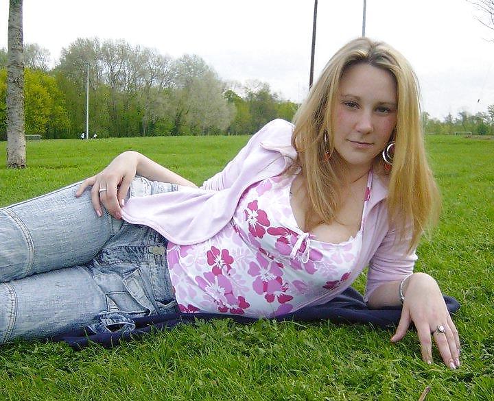 25P Queens in jeans LXXVII - Hand- and Blowjobs