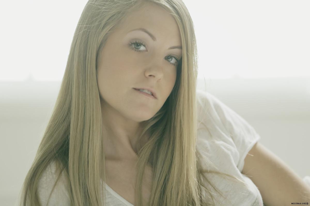 17P Gorgeous slender erotic blonde Cecilia posing in softcore art nudes