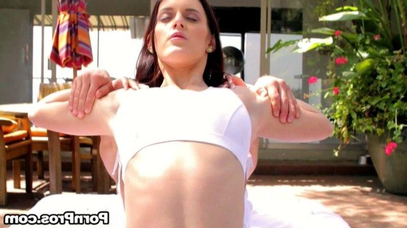 14P Sexy yoga babe enjoys a cock after working out
