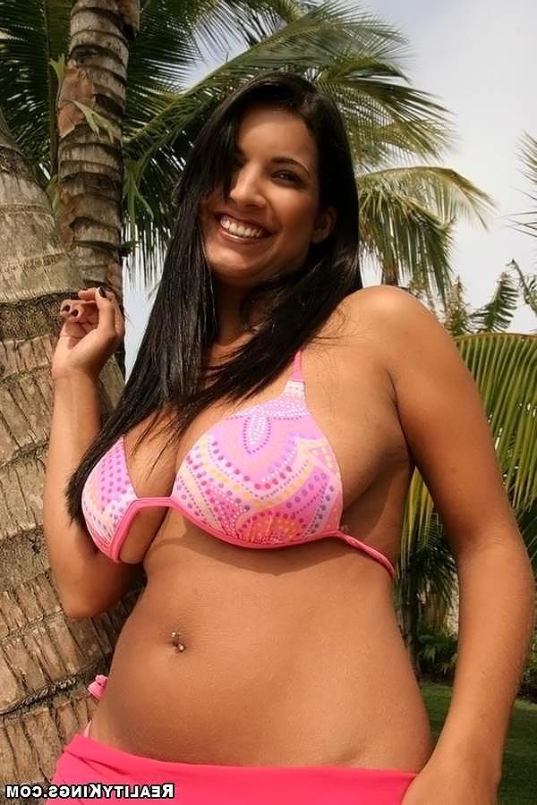 12P Hot brazilian girls get down in theis pool party
