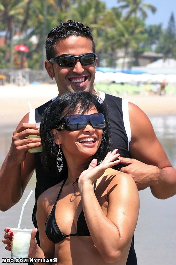 15P Quezias got the most amazing brazilian ass in these hot bikini sex pics