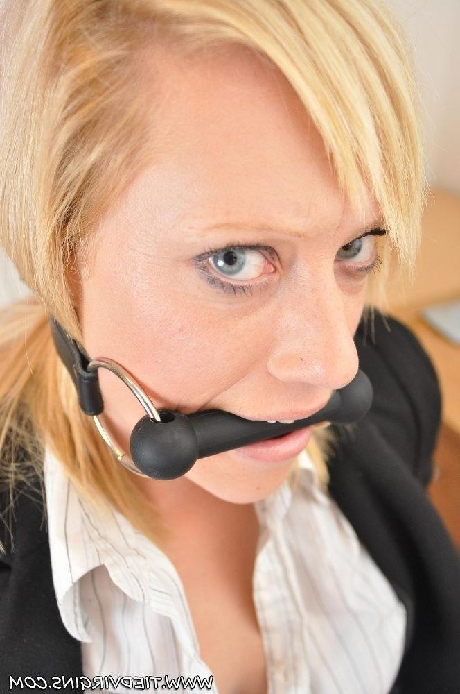 12P Teen slut dresses up as a secratary and is tied up