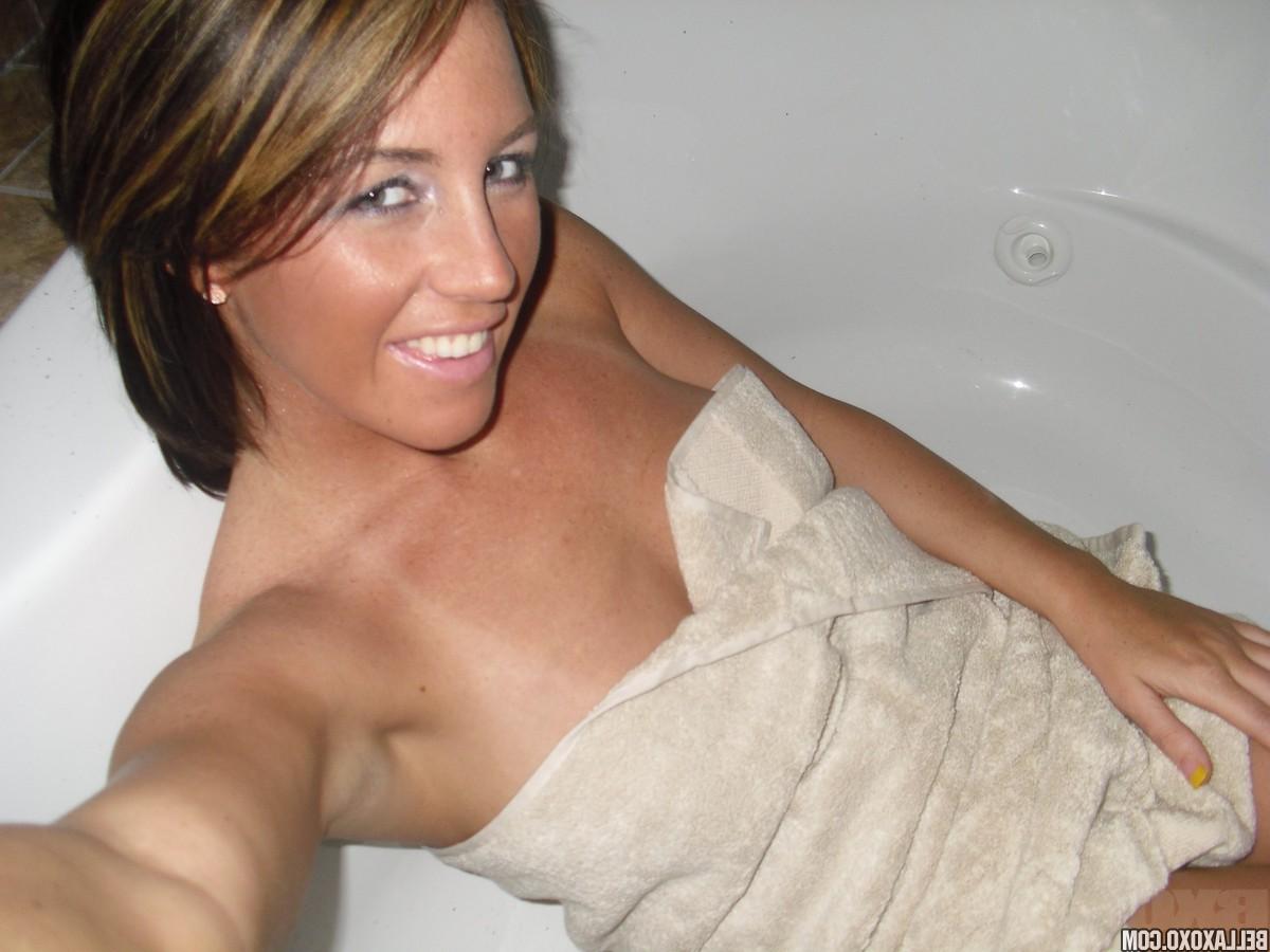 15P Bella Self Shots