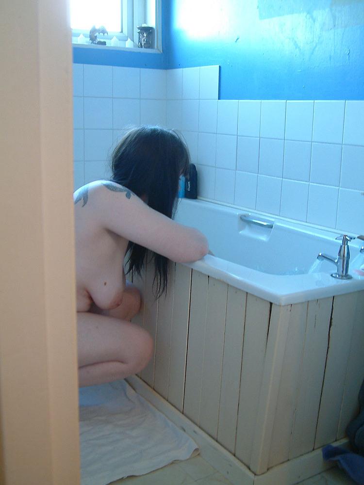 16P BBW Amateur Voyeur Bathing