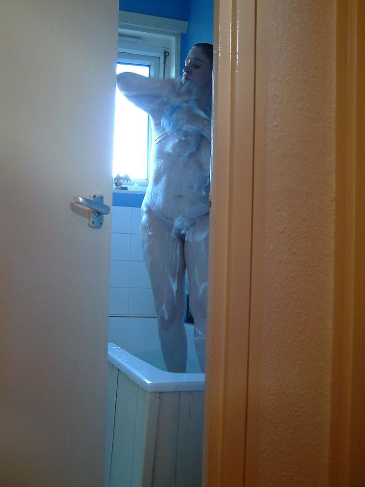 16P BBW Amateur Voyeur Bathing