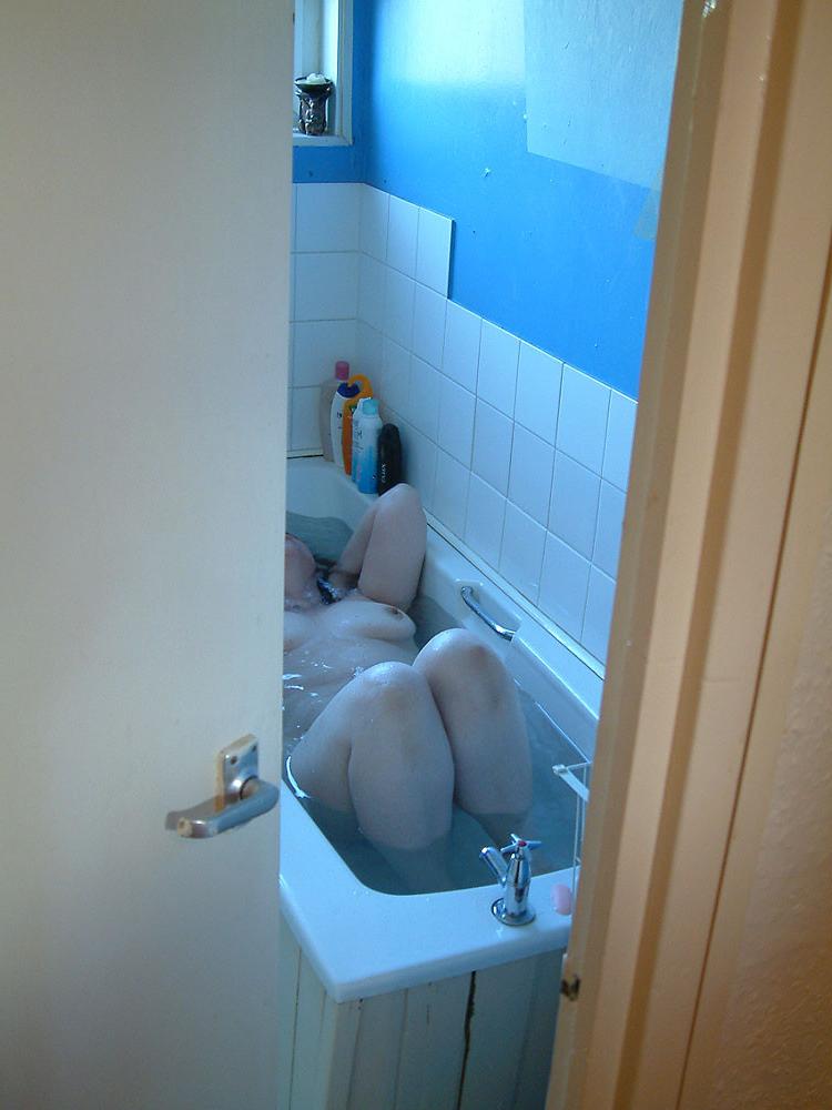 16P BBW Amateur Voyeur Bathing