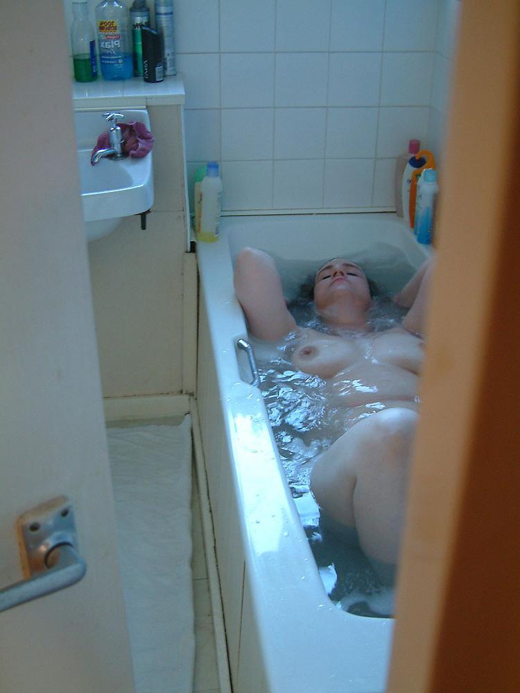 16P BBW Amateur Voyeur Bathing