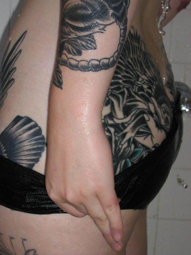 13P Extreme tattoo and piercing