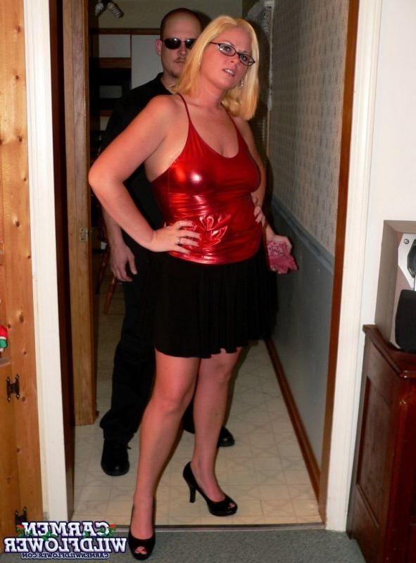 15P Blonde in glasses gets tied up