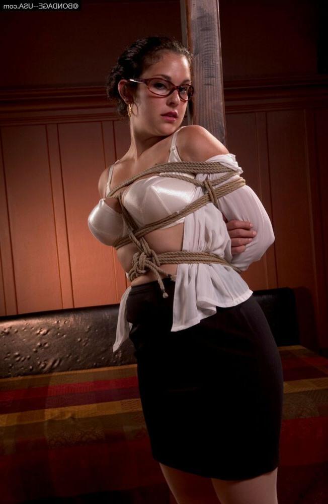 15P Kinky bdsm gfs tied up and fucked
