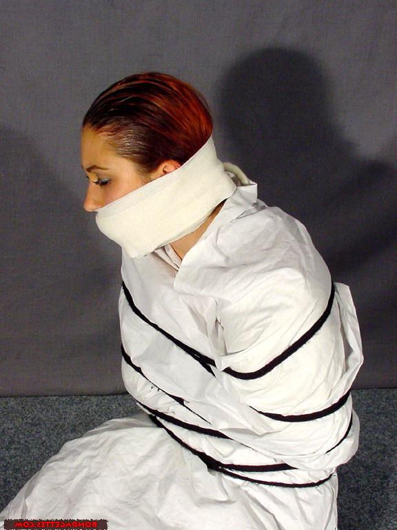 16P Jennys mummified bondage of kinky fetish model tied up