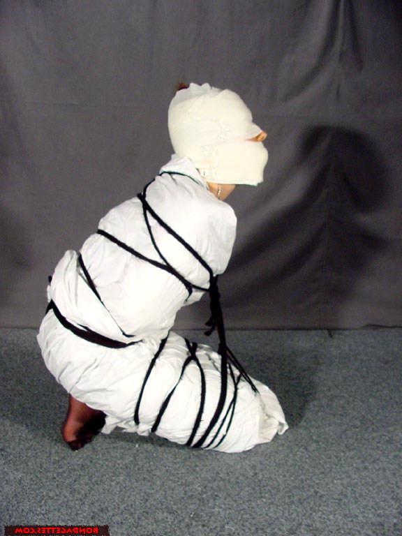 16P Jennys mummified bondage of kinky fetish model tied up