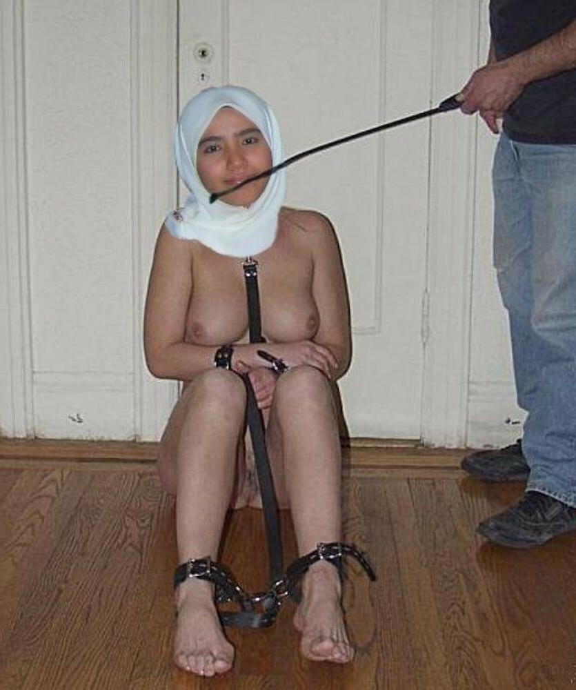15P Kinky bdsm gfs tied up and fucked