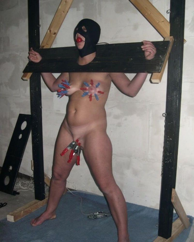15P Kinky gfs are tied up and fucked gallery 15