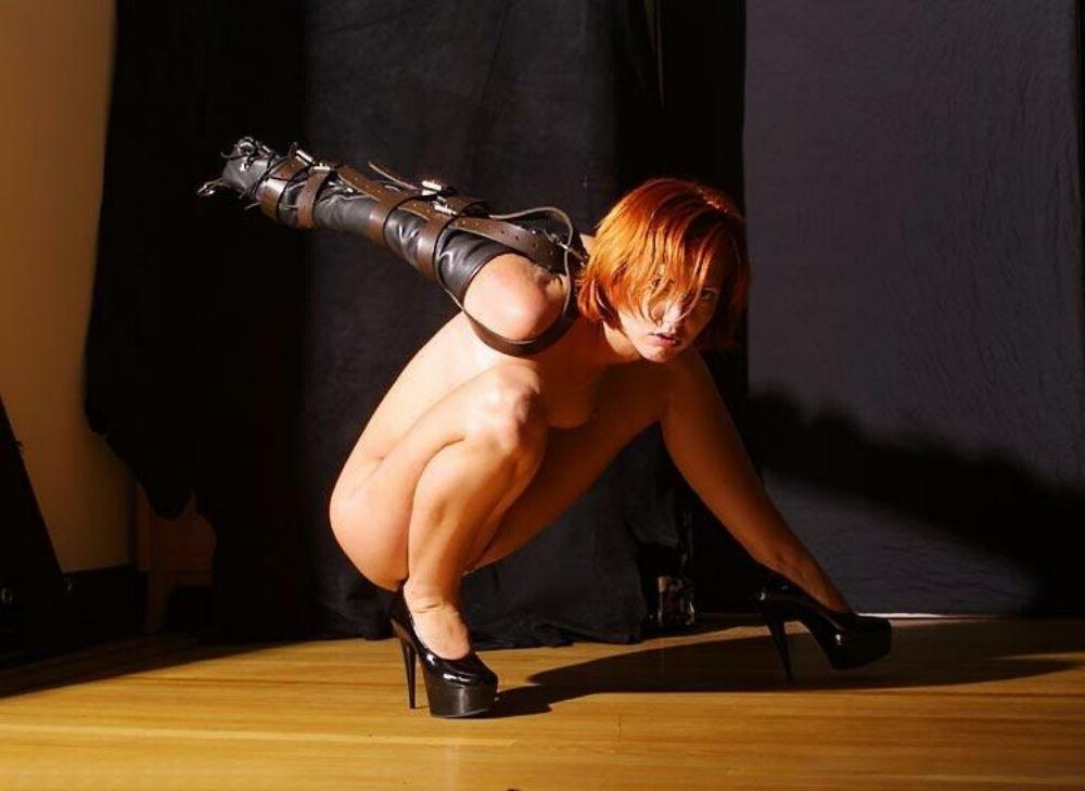 15P Kinky teen girlfriends tied up and tortured gallery 7