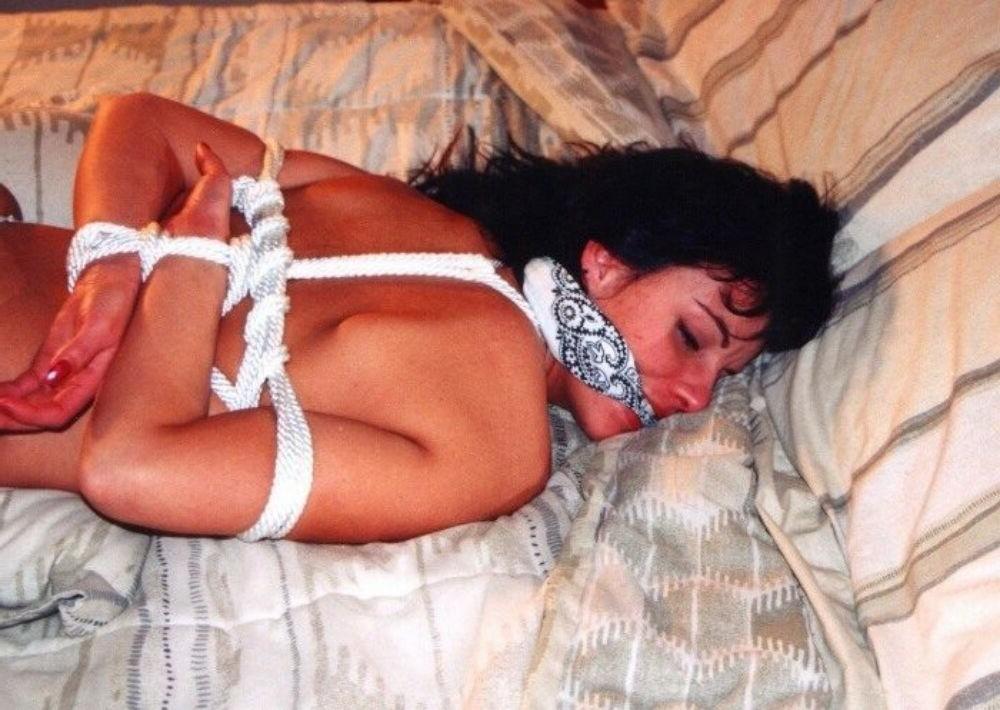15P My Kinky Gfs tied up and fucked gallery 10