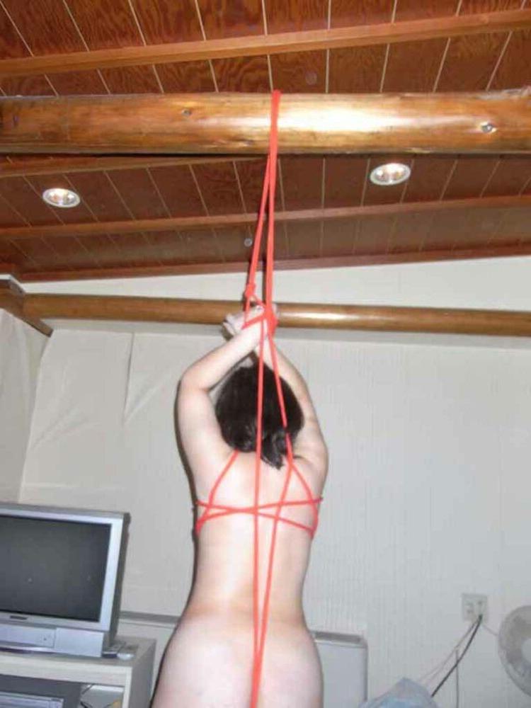 15P Kinky girlfriends tied up and fucked gallery 11