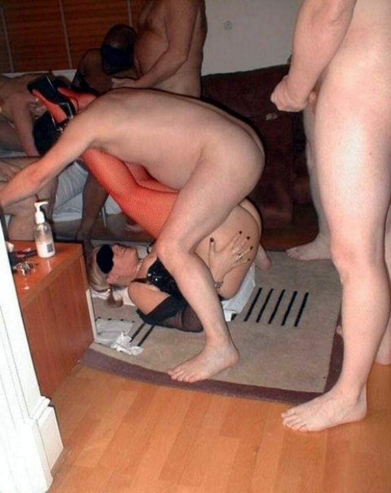 15P Kinky girlfriends tied up and fucked gallery 1