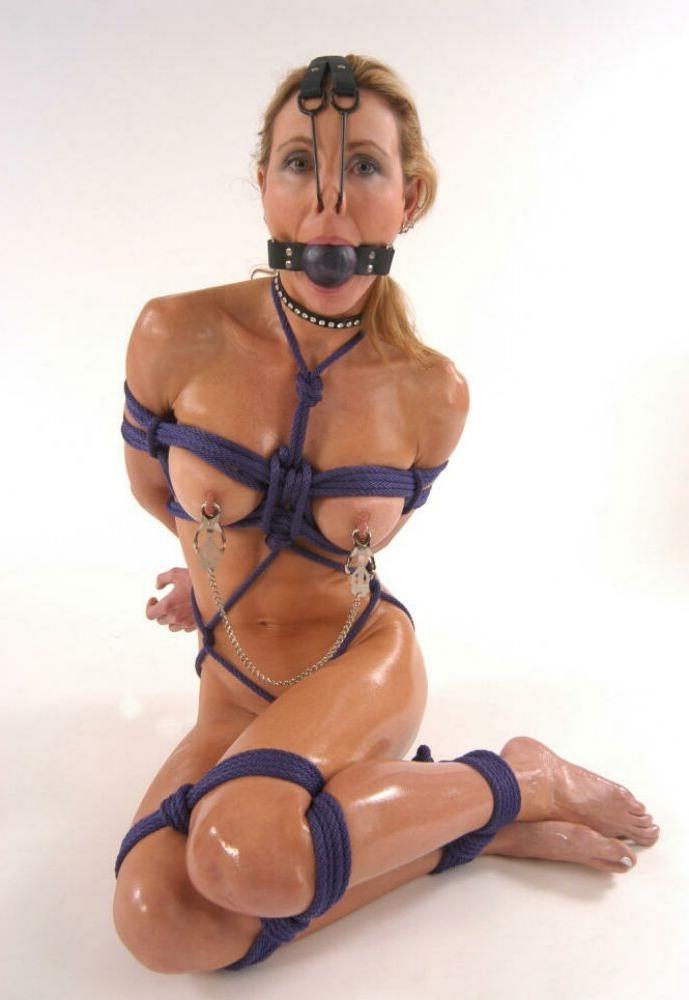 15P Kinky girlfriends tied up and fucked gallery 2