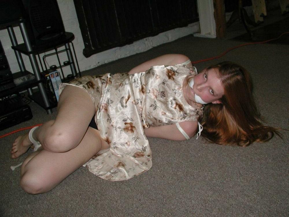 15P Kinky girlfriends tied up and tortured gallery 16
