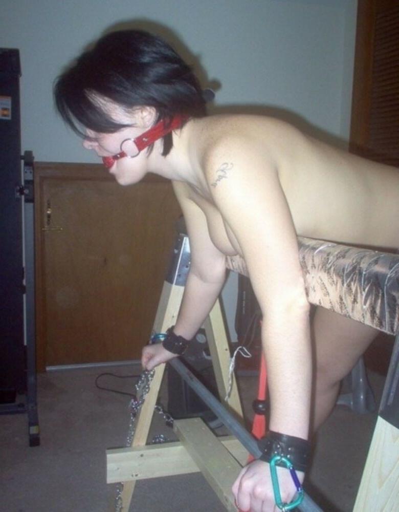 15P Kinky girlfriends tied up and tortured gallery 1