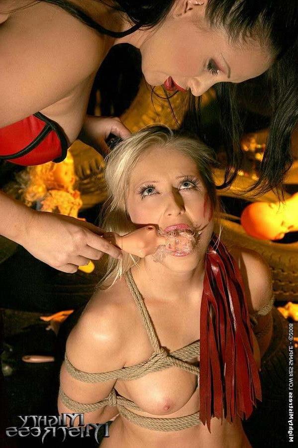 16P Mistress abusing her sexy blonde slave