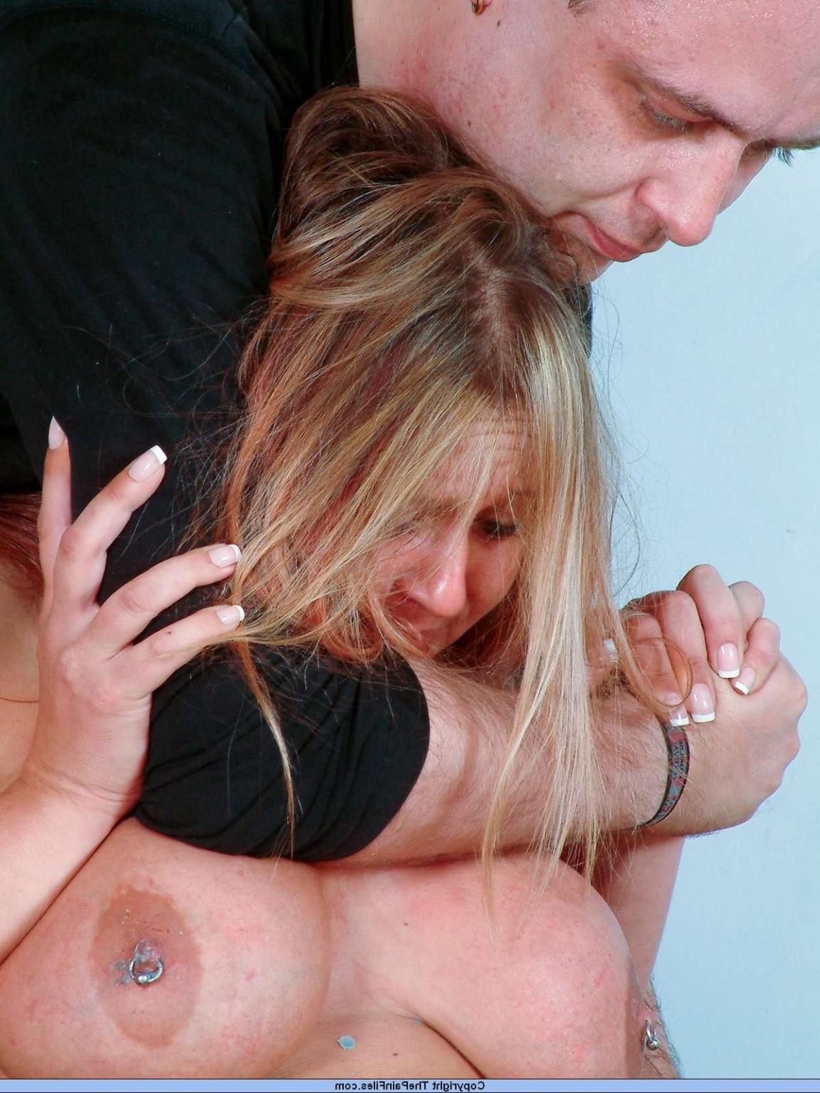 16P Stinging nettles pain in slavegirls pussy and anus