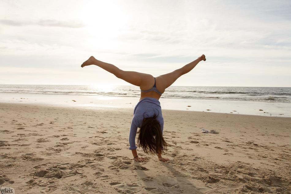 8P Adult model Leah Gotti posing at the beach
