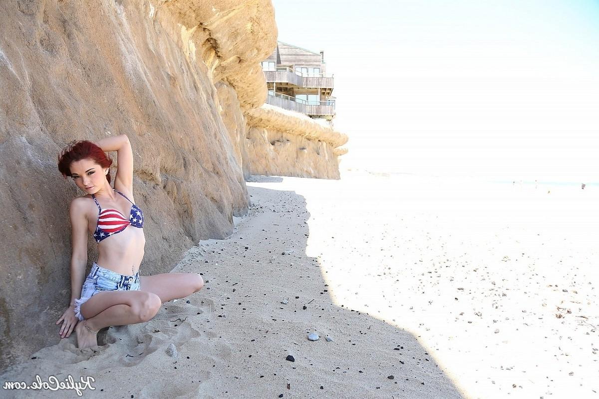 12P Redhead bikini teen