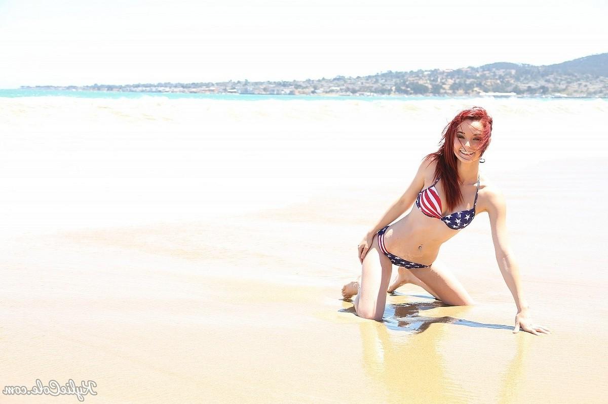 12P Redhead bikini teen