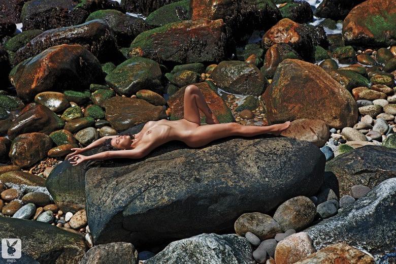 15P Sexy model Paz De La Huerta posing in Playboy pictures