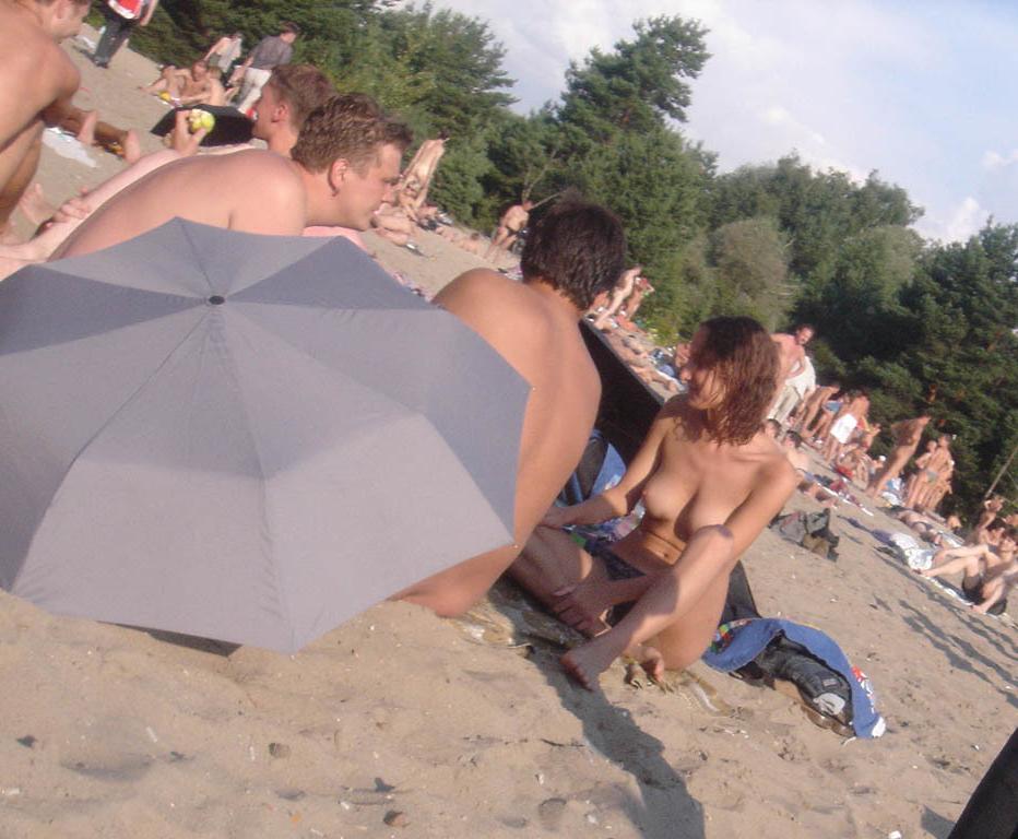 15P Teen nudists take off their clothes and play nude