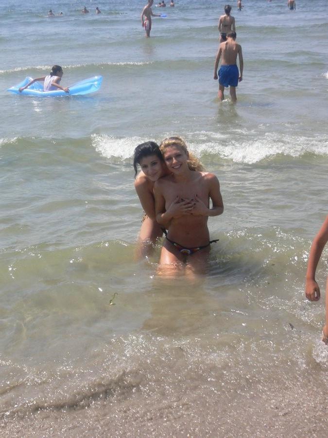 15P Warning -  real unbelievable nudist photos and videos