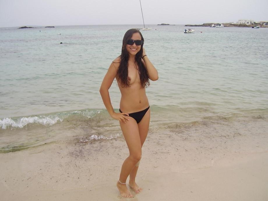 15P Warning -  real unbelievable nudist photos and videos