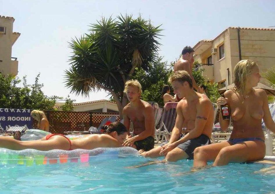 14P Warning -  real unbelievable nudist photos and videos