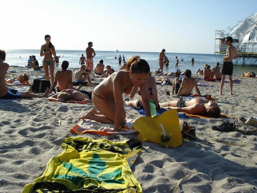 15P Warning -  real unbelievable nudist photos and videos