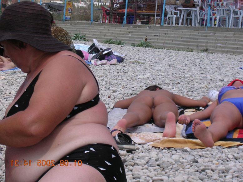 15P Warning -  real unbelievable nudist photos and videos