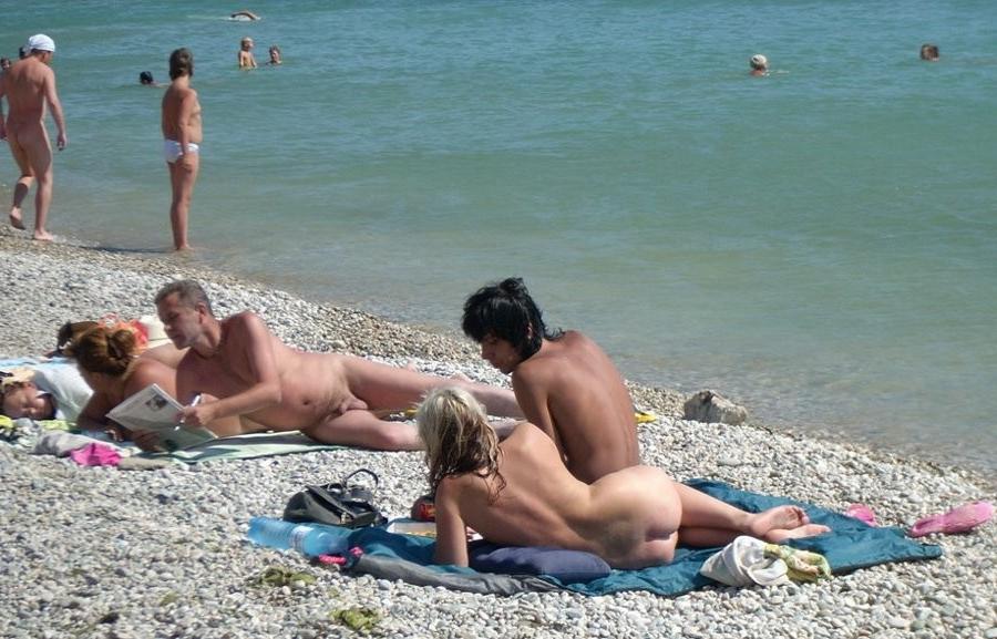 15P Warning -  real unbelievable nudist photos and videos