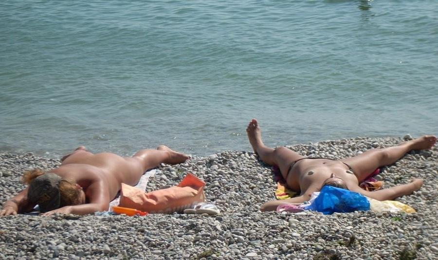 15P Warning -  real unbelievable nudist photos and videos