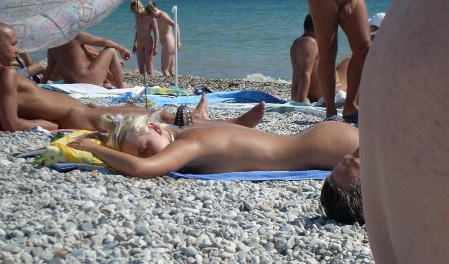 15P Warning -  real unbelievable nudist photos and videos