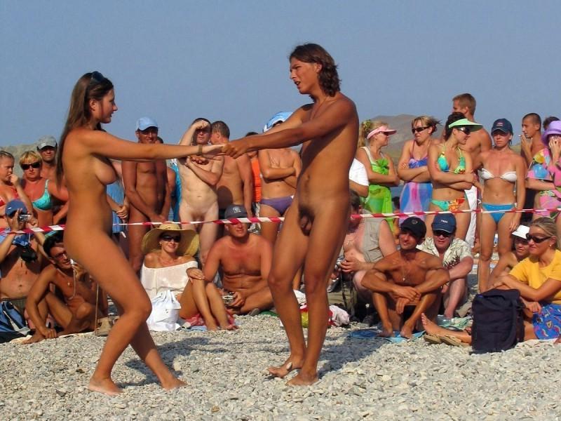 15P Warning -  real unbelievable nudist photos and videos