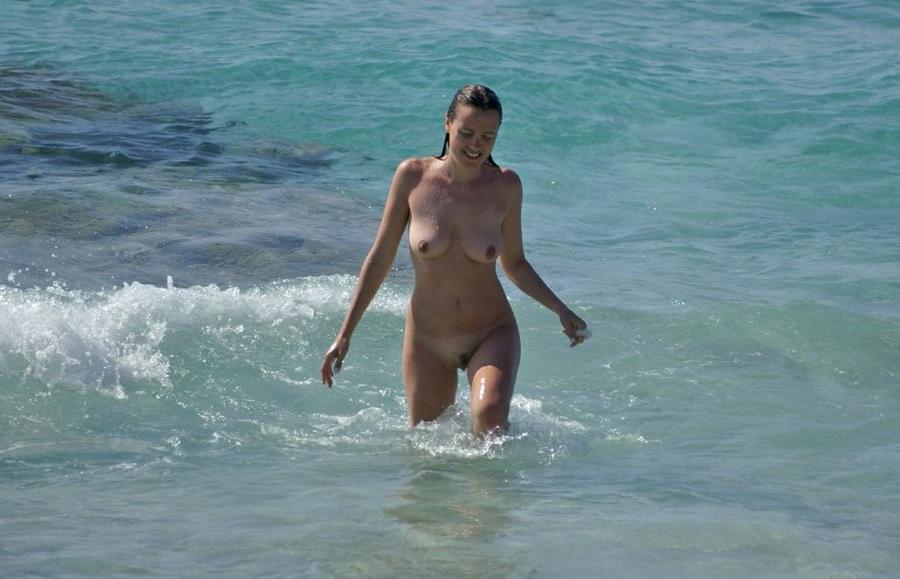 15P Warning -  real unbelievable nudist photos and videos